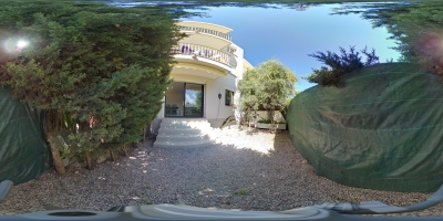 Visite Virtuelle appartement 2 pièces rez de jardin saint raphael gmj immobilier