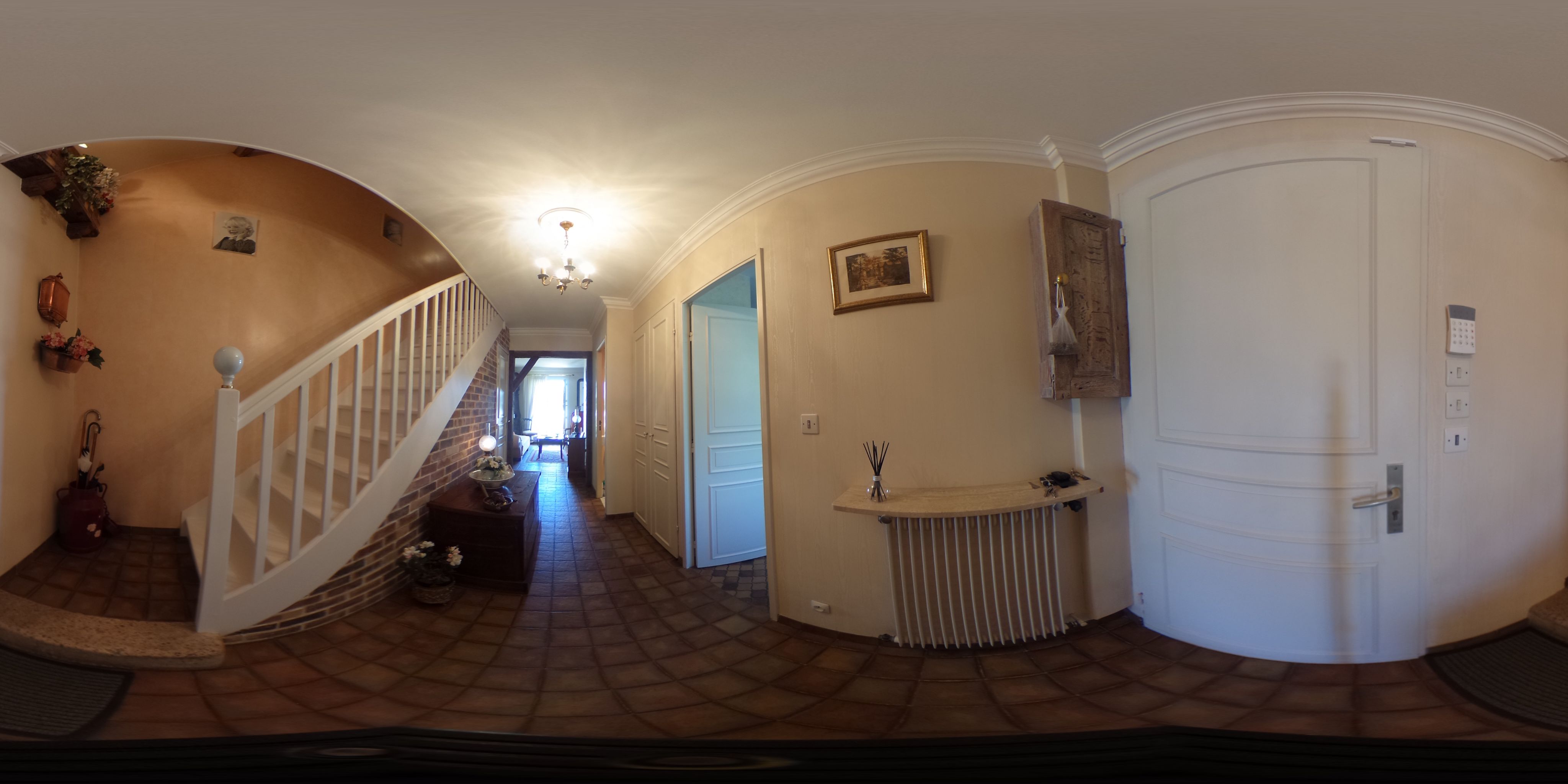 ST JEAN DE BRAYE · DUPLEX EN COEUR DE VILLE AVEC GRAND BALCON ET GRAND