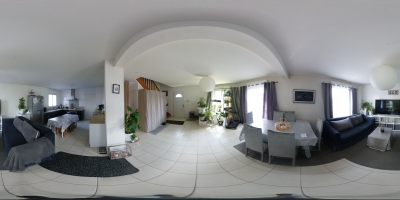 Le confort moderne, entre beaux volumes et jardin privé !