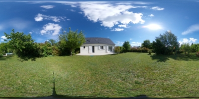 MAISON SUR SOUS-SOL COMPLET